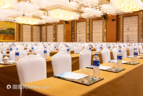 高效會議，從專業(yè)空間開始——酒店會議室，您的理想之選